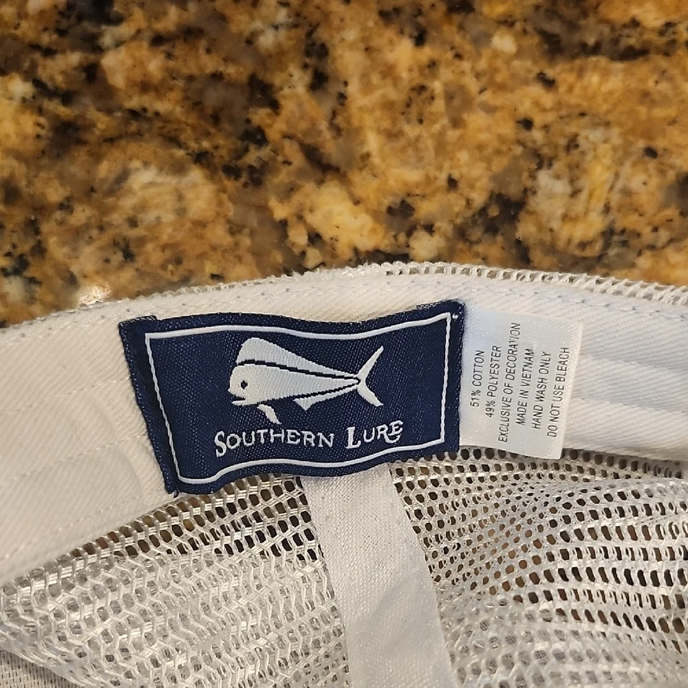 Southern Lure Gray and White‎ Trucker Hat